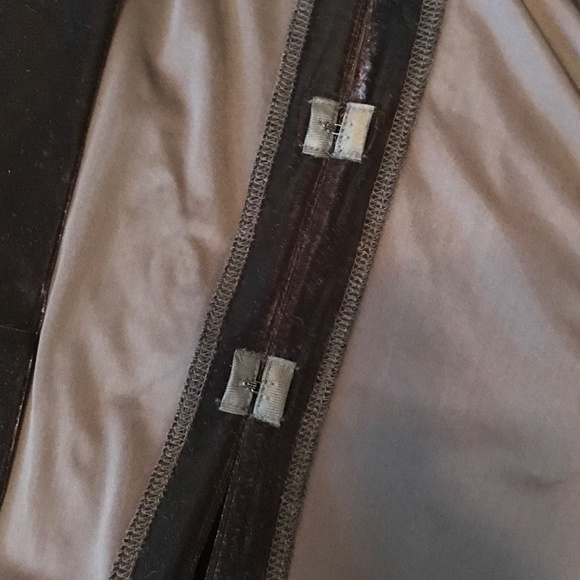 Velvet Tunic Black 3X VILLAGER SIGNATURE By LIZ CLAIBORNE V-Neck Women’s Size 3X - Picture 15 of 16